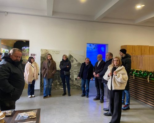 photo_2025-12-08_15-53-15